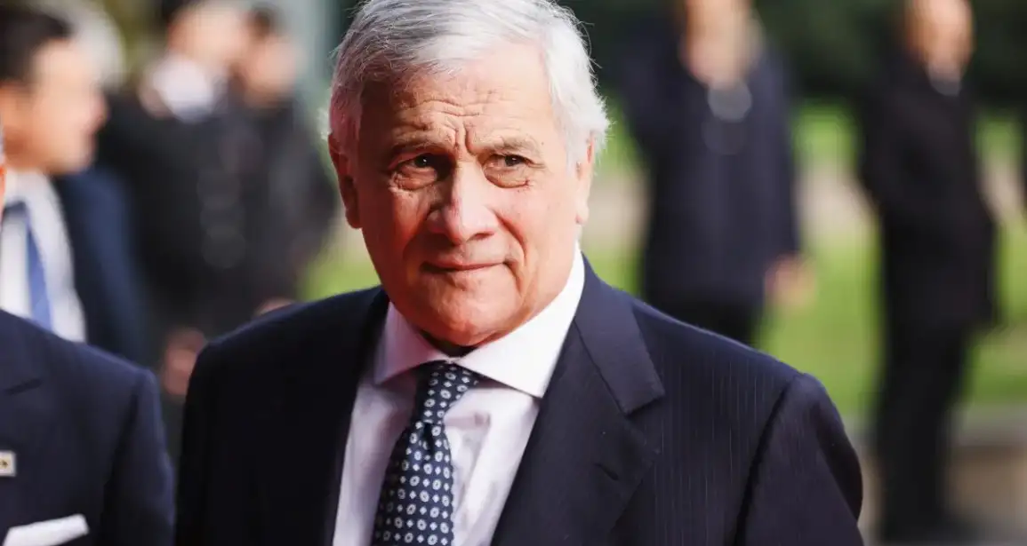 Export, Tajani “Obiettivo del Governo 700 miliardi”